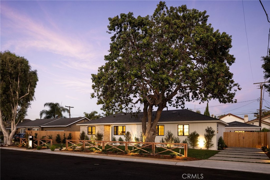 MLS #OC26163629 image #2