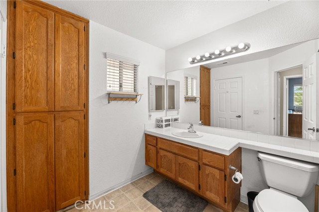 40723 Mountain Pride, Murrieta CA: https://media.crmls.org/medias/750c3ae7-018c-4718-832e-bb5ea3c2a203.jpg