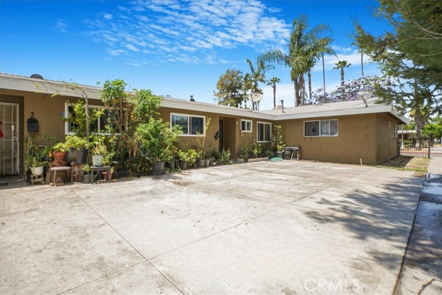 Image 15 of 16 For 11712 Stuart Drive