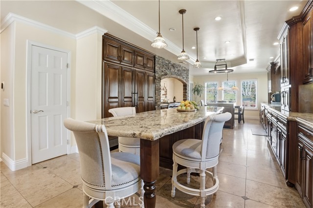 Detail Gallery Image 19 of 69 For 27139 Crystal Springs, Canyon Country,  CA 91387 - 4 Beds | 2/1 Baths