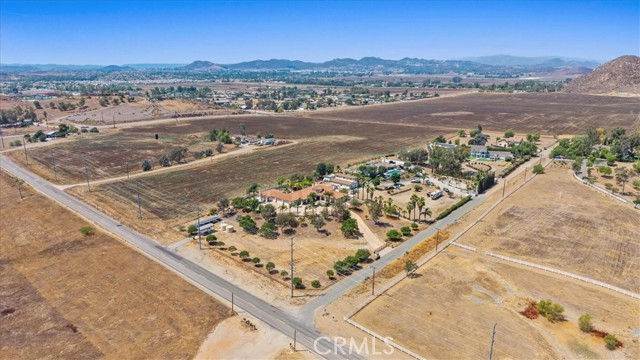 29935 Maxine Lane, Menifee CA: https://media.crmls.org/medias/750d84f8-e887-4a21-955e-4233a2435e13.jpg