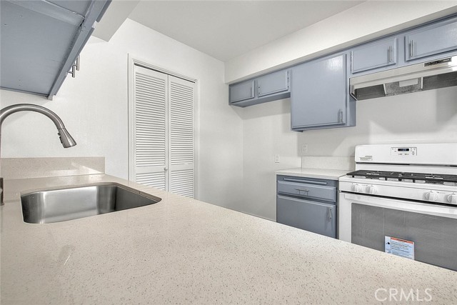 Detail Gallery Image 22 of 42 For 13961 Osborne St #210,  Arleta,  CA 91331 - 2 Beds | 2 Baths