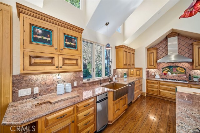 Detail Gallery Image 7 of 70 For 6550 Avila Valley Dr, San Luis Obispo,  CA 93405 - 9 Beds | 9/1 Baths