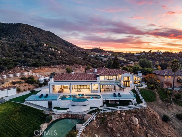 Detail Gallery Image 15 of 75 For 37731 via Baya, Murrieta,  CA 92562 - 7 Beds | 7/2 Baths