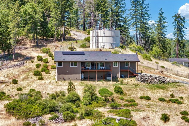 9781 Venturi Drive, Cobb CA: https://media.crmls.org/medias/750ed849-2016-46bc-8e3e-89e8c19c4e17.jpg
