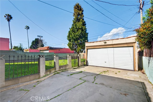 Image 34 of 39 For 3119 76th  