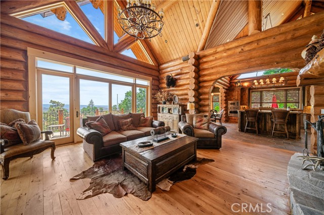 26000 Deertrail Drive, Tehachapi CA: https://media.crmls.org/medias/750ffb3d-19e5-412f-b3eb-dc09df529cc0.jpg