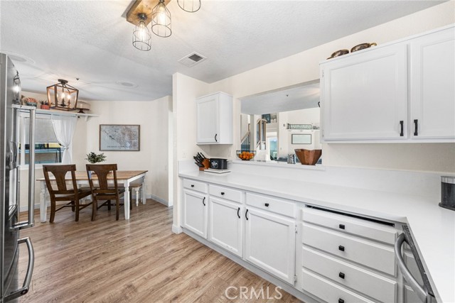 Detail Gallery Image 14 of 38 For 19 Calle Sol #49,  San Clemente,  CA 92672 - 3 Beds | 2/1 Baths