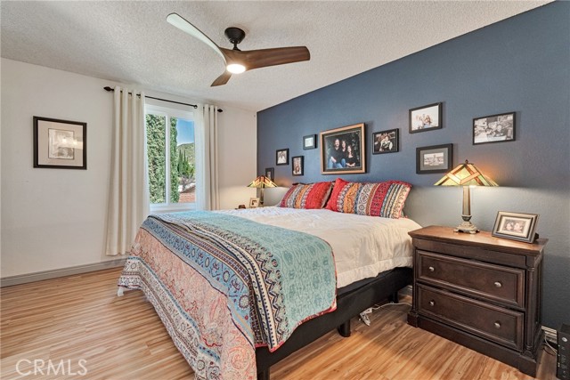 Detail Gallery Image 36 of 59 For 29857 Wistaria Valley, Canyon Country,  CA 91387 - 3 Beds | 3 Baths