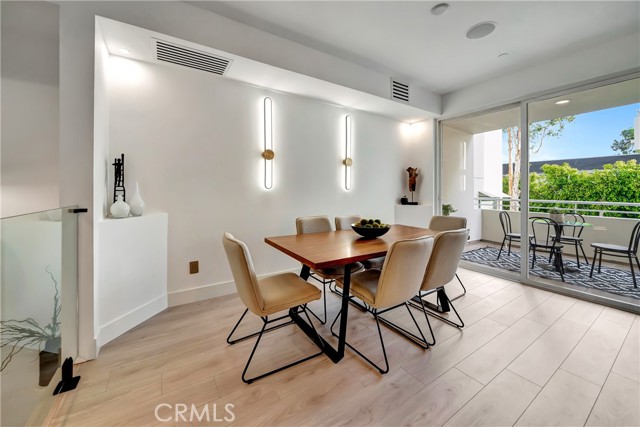 Detail Gallery Image 10 of 42 For 1020 Hilldale, West Hollywood,  CA 90069 - 3 Beds | 3 Baths