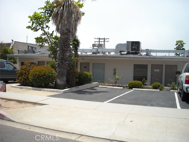 2100 N Sepulveda Boulevard, Manhattan Beach, California 90266, ,Commercial Lease,For Rent,2100 N Sepulveda Boulevard,CRSB25085400