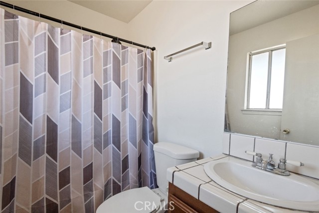 20705 Thunderbird Road, Apple Valley CA: https://media.crmls.org/medias/7511fd80-0556-439a-8f80-f8c779356733.jpg