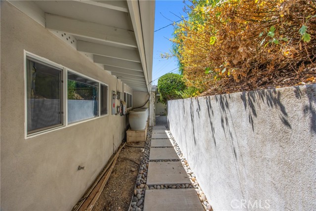 11661 Anderson, Loma Linda CA: https://media.crmls.org/medias/7513b39d-4461-4a0a-8c22-00906b58a717.jpg
