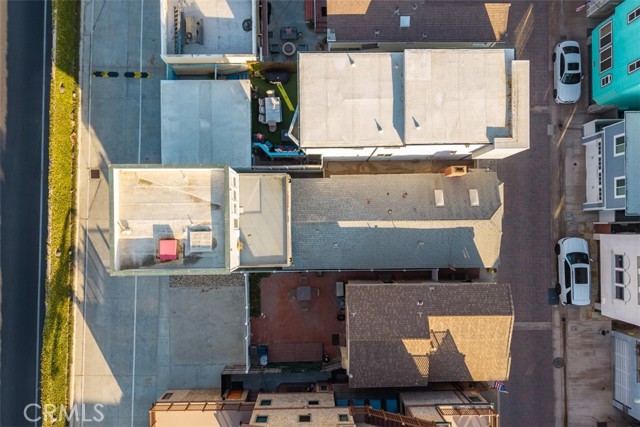 55 B Surfside Avenue, Surfside CA: https://media.crmls.org/medias/7514f2a9-e0a2-46b6-896c-54c503936bbb.jpg