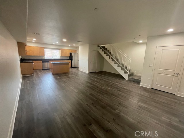 Detail Gallery Image 6 of 33 For 11312 Huston St #8,  North Hollywood,  CA 91601 - 3 Beds | 2/1 Baths