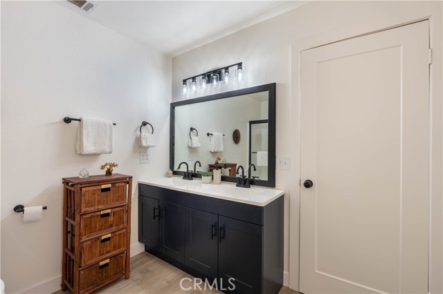 Detail Gallery Image 18 of 45 For 12830 Lakota Rd, Apple Valley,  CA 92308 - 4 Beds | 2 Baths