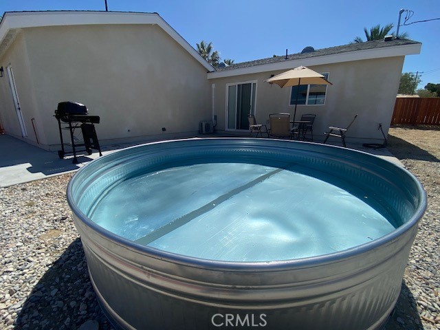 https://media.crmls.org/medias/7515a759-945f-4ead-b6ed-39e3f341c8f5.jpg?preset=X-Large
