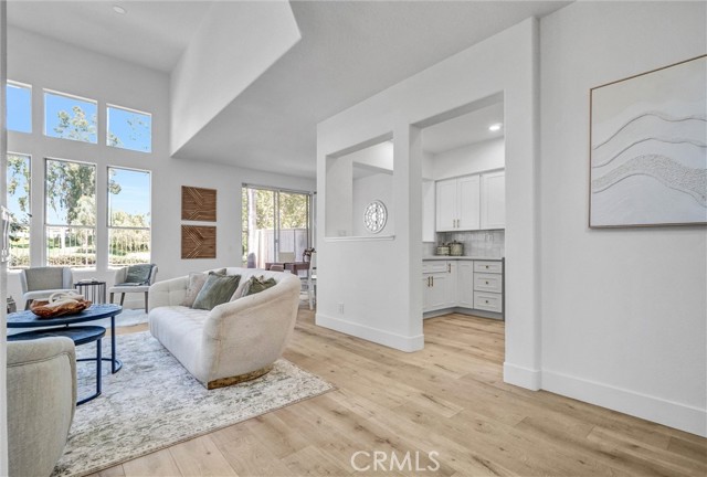 Detail Gallery Image 8 of 54 For 27 via Floria, Rancho Santa Margarita,  CA 92688 - 3 Beds | 2/1 Baths