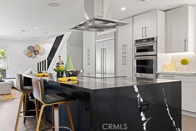 11245 Greenlawn Avenue, Culver City, California 90230, 5 Bedrooms Bedrooms, ,3 BathroomsBathrooms,Residential Lease,For Rent,11245 Greenlawn Avenue,CRSR25156538