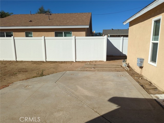 Detail Gallery Image 6 of 6 For 15765 Cayman Cir, Moreno Valley,  CA 92551 - 4 Beds | 2 Baths