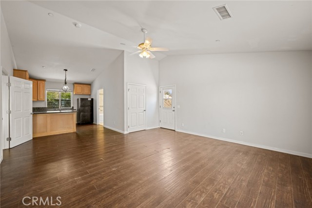 460 Pile Street, Ramona CA: https://media.crmls.org/medias/7519172f-9168-4be8-94c1-8608218b7761.jpg