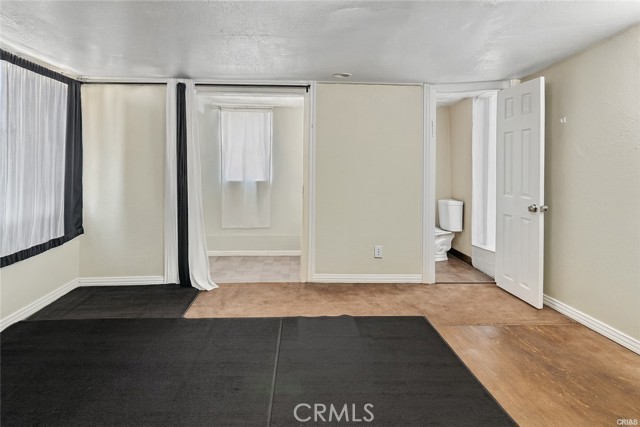 Detail Gallery Image 3 of 34 For 1178 Buelah, Los Angeles,  CA 90063 - 3 Beds | 2 Baths