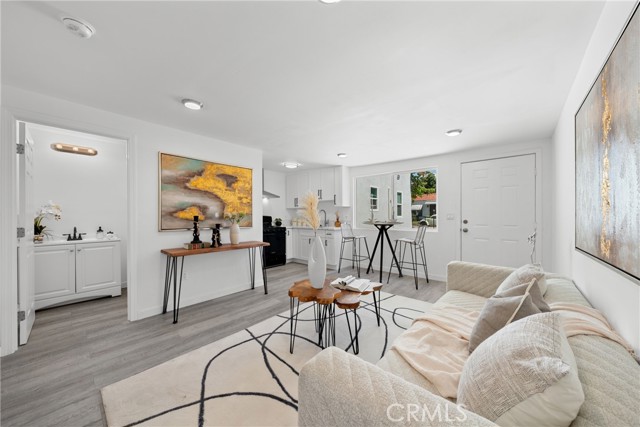 Detail Gallery Image 18 of 39 For 2461 Saint Pierre, Altadena,  CA 91001 - 4 Beds | 2 Baths