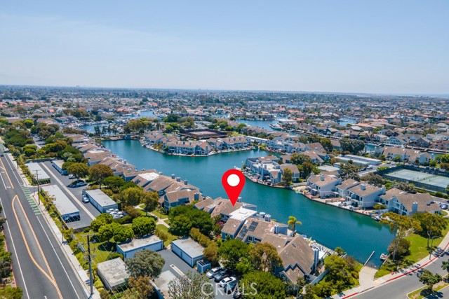 3682 Montego Drive, Huntington Beach CA: https://media.crmls.org/medias/751a48aa-0c84-4eb1-9751-3843833e8044.jpg