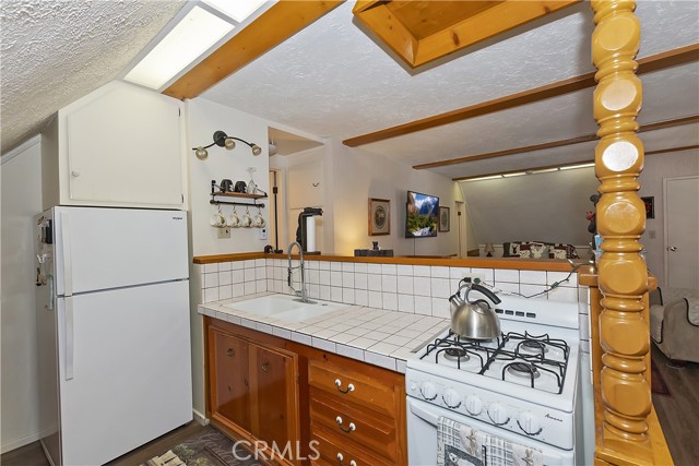 Detail Gallery Image 34 of 57 For 1249 Yellowstone Dr, Lake Arrowhead,  CA 92352 - 5 Beds | 3/2 Baths