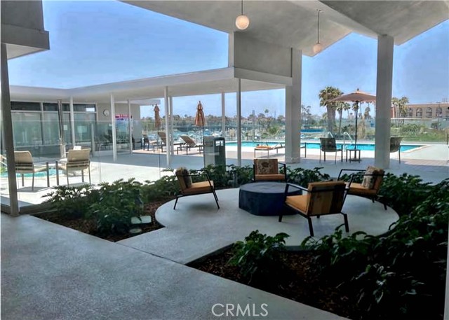 6257 E Golden Sands Drive, Long Beach CA: https://media.crmls.org/medias/751b33fd-d5e6-42c1-a2bb-2c4bb7466c38.jpg