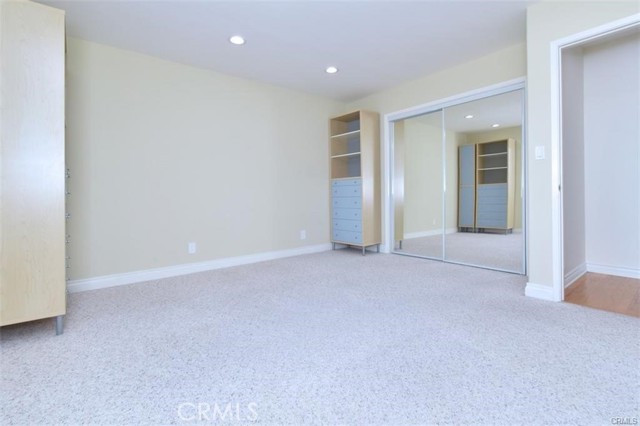 23937 Pentland Street photo 18