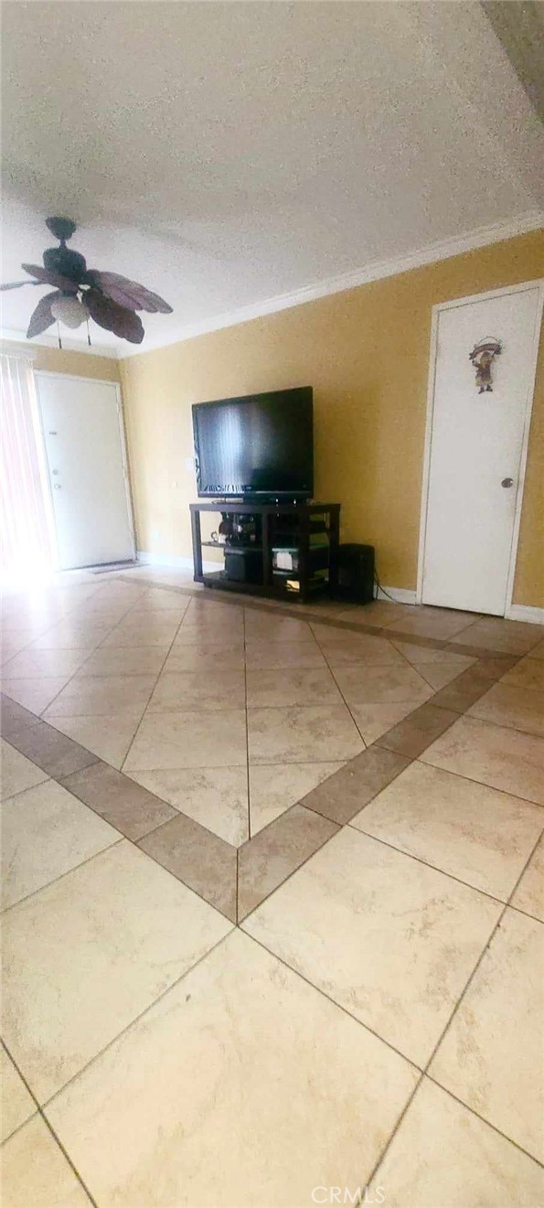 8801 Independence Avenue, 7 photo 4