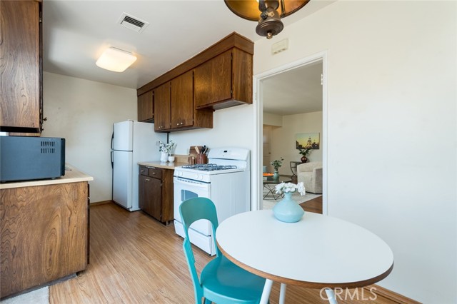 Detail Gallery Image 17 of 43 For 2861 Markridge Rd, La Crescenta,  CA 91214 - 4 Beds | 2 Baths