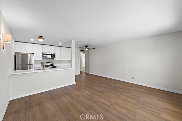 Detail Gallery Image 4 of 23 For 6679 Unit 36 Linda Vista Road #36,  –,  CA 92111 - 2 Beds | 2 Baths