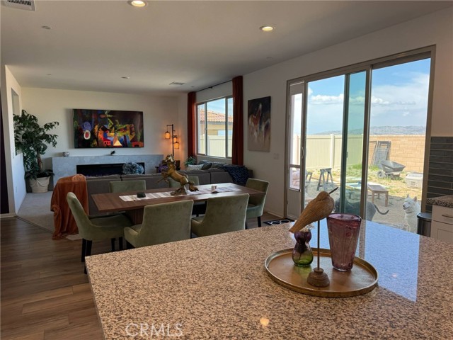 Detail Gallery Image 11 of 34 For 27214 Felsic Dr, Menifee,  CA 92585 - 5 Beds | 2/1 Baths