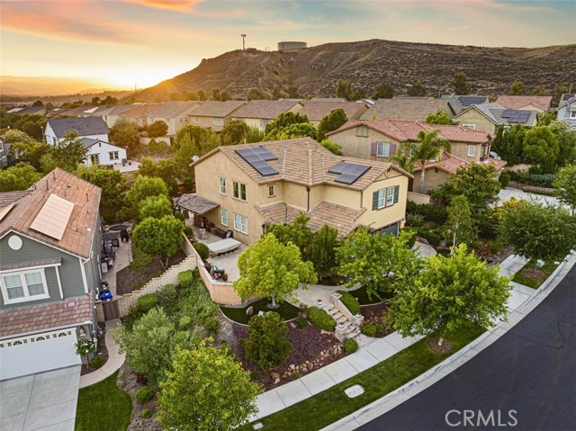 22517 Skipping Stone Drive, Saugus CA: https://media.crmls.org/medias/751cc8a0-88a2-4a52-89c2-91e82fb7df4b.jpg