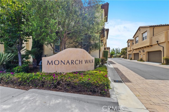 17557 Newland Street, Huntington Beach CA: https://media.crmls.org/medias/751ceb87-03dc-4849-b9b2-2ff188352087.jpg