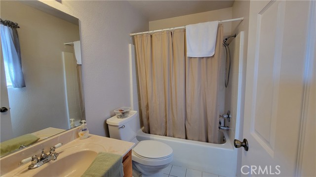 Detail Gallery Image 45 of 57 For 8756 Oakwood Ave, Hesperia,  CA 92345 - 7 Beds | 6 Baths