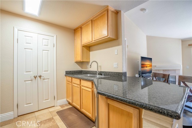 Detail Gallery Image 13 of 37 For 2325 Del Mar Way #208,  Corona,  CA 92882 - 2 Beds | 2 Baths
