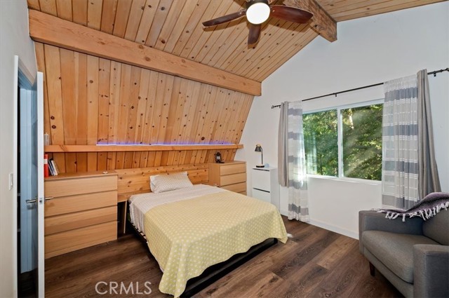 23463 The Blind Trail, Crestline, CA 92325