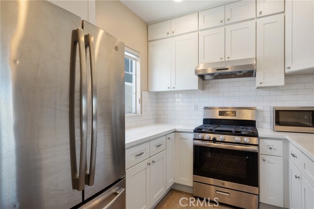 Detail Gallery Image 4 of 25 For 7465 Western Bay, Buena Park,  CA 90621 - 2 Beds | 2/1 Baths