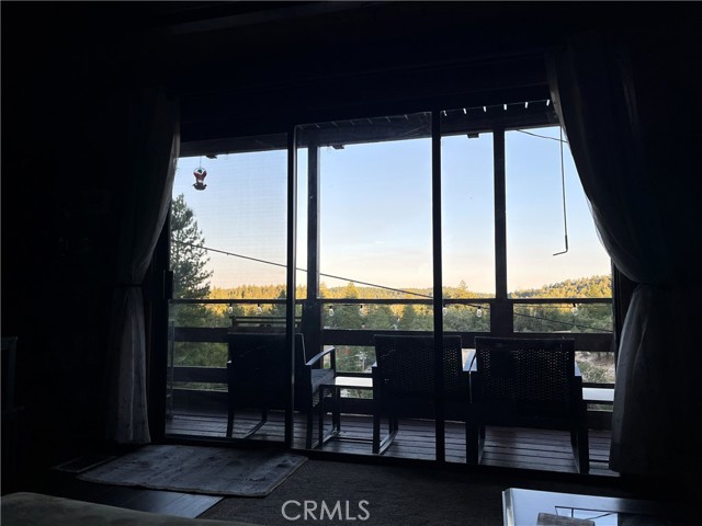 Detail Gallery Image 5 of 31 For 2476 Elko, Arrowbear,  CA 92382 - 3 Beds | 2/1 Baths