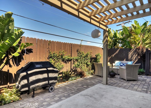 Detail Gallery Image 20 of 26 For 1581 Orange Ave #C,  Costa Mesa,  CA 92627 - 3 Beds | 2/1 Baths