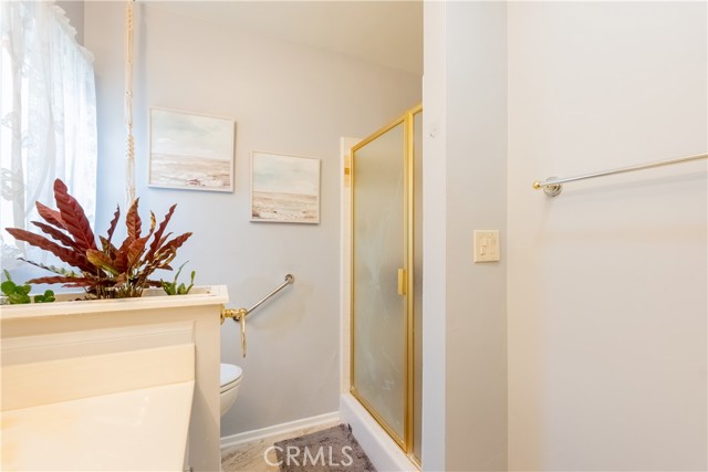 Detail Gallery Image 27 of 40 For 3353 Rubio Crest Dr, Altadena,  CA 91001 - 4 Beds | 2/1 Baths