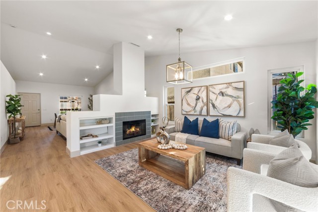 Detail Gallery Image 6 of 33 For 39535 Bainbridge, Murrieta,  CA 92563 - 3 Beds | 2 Baths