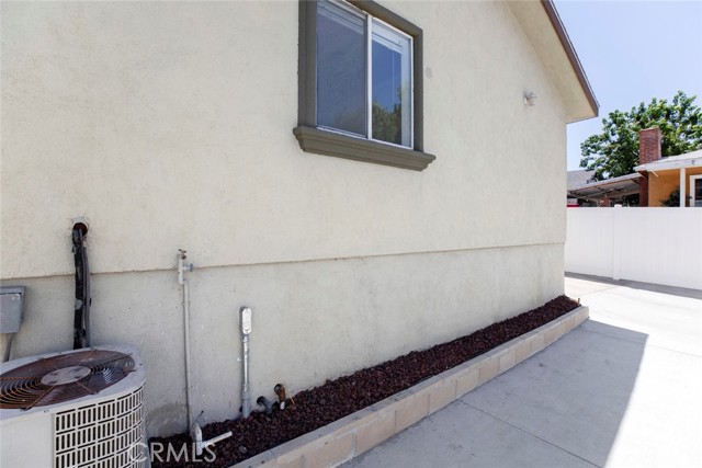 Detail Gallery Image 12 of 50 For 10531 Greenburn Ave, Sunland,  CA 91040 - 5 Beds | 4 Baths