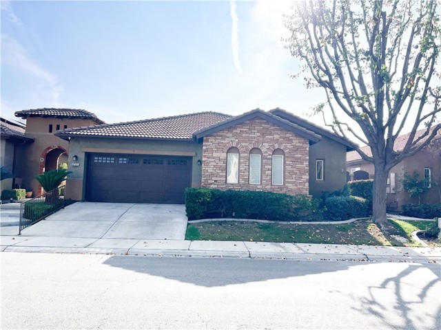 Detail Gallery Image 2 of 56 For 8701 Maggiore Ln, Bakersfield,  CA 93312 - 3 Beds | 2 Baths