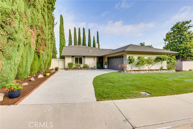 24595 Alcoba Drive, Mission Viejo CA: https://media.crmls.org/medias/7523568d-161b-4787-8ecc-00e0c46ce7ea.jpg