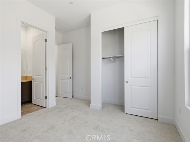 Detail Gallery Image 27 of 36 For 24150 W Corte Zafiro, Valencia,  CA 91354 - 4 Beds | 4/1 Baths