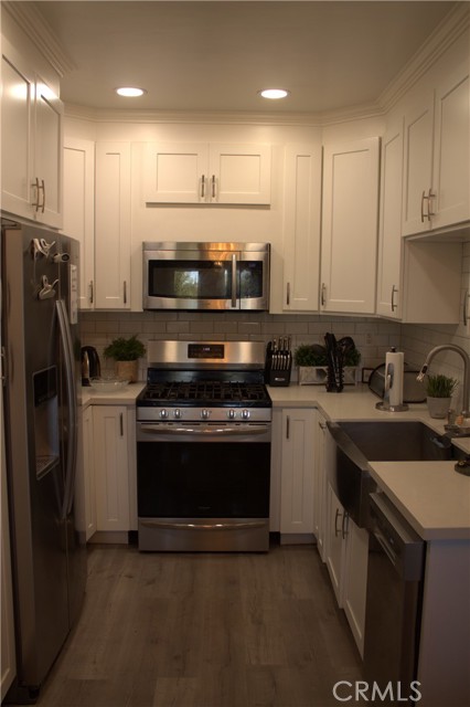 Detail Gallery Image 19 of 26 For 11150 Glenoaks Bld #305,  Pacoima,  CA 91331 - 2 Beds | 2 Baths